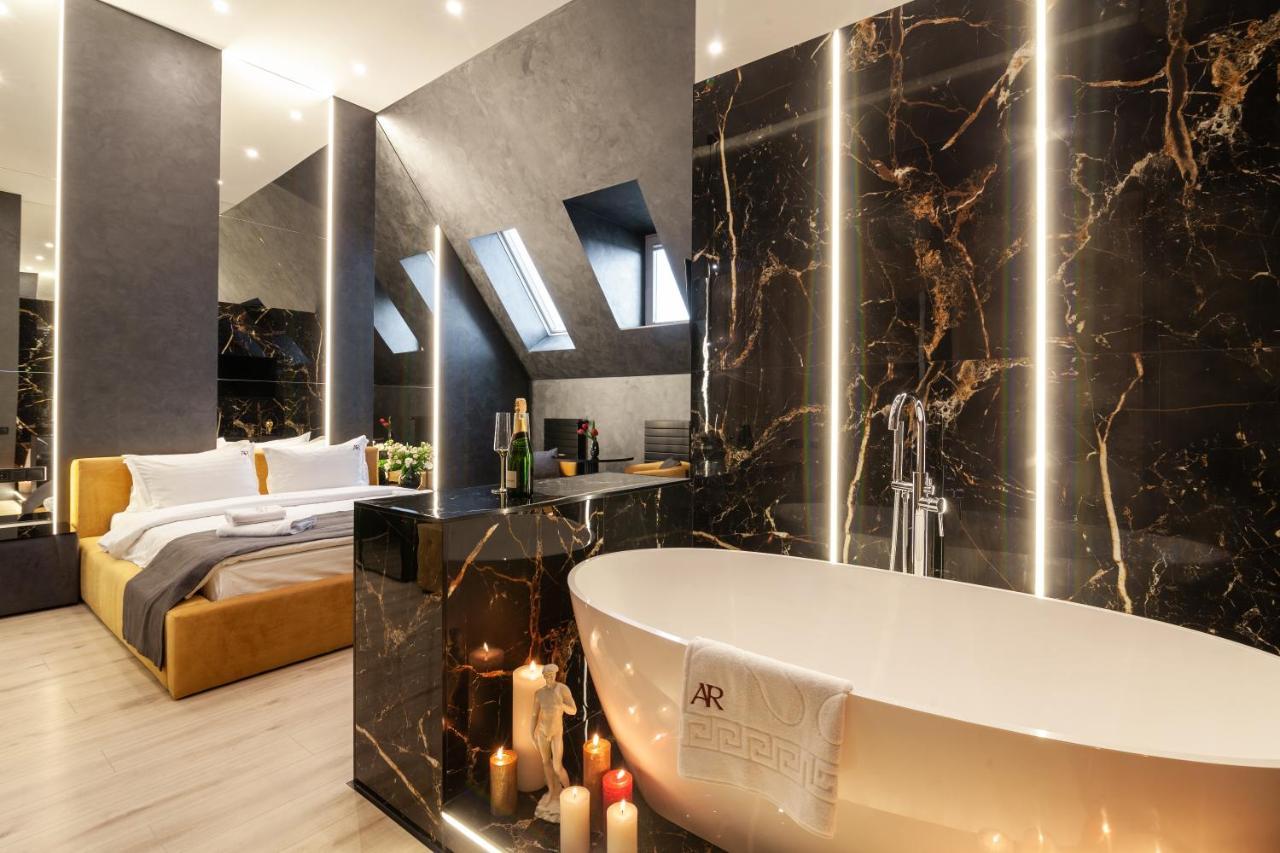 Aristo Jacuzzi Отель