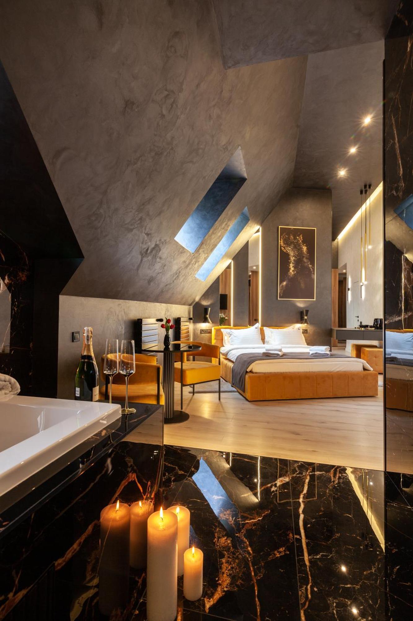 Aristo Jacuzzi Отель *