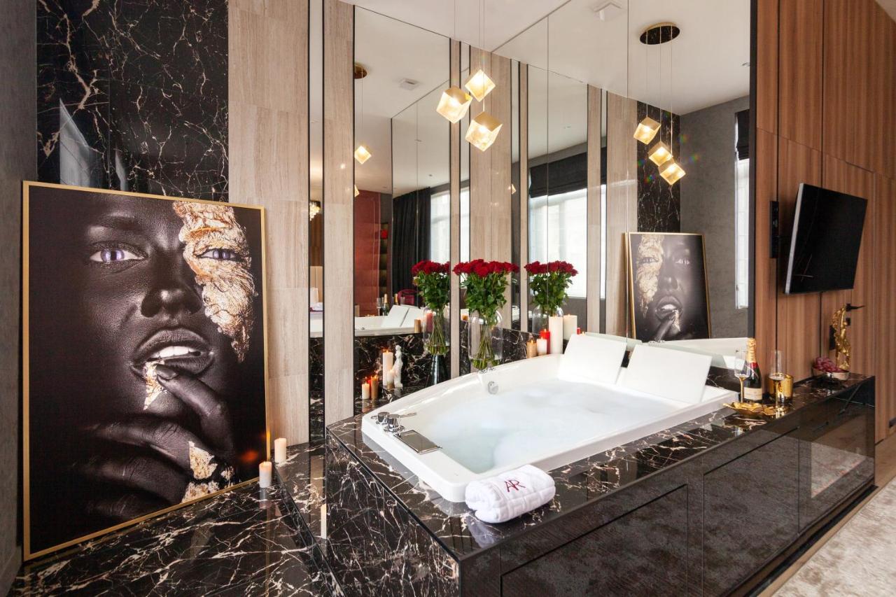 Aristo Jacuzzi Otel *