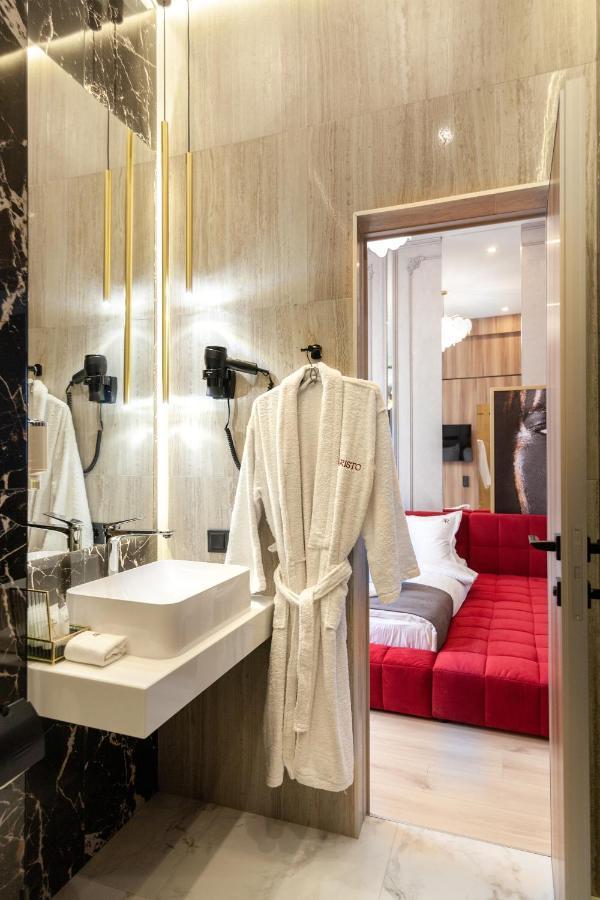 Aristo Jacuzzi