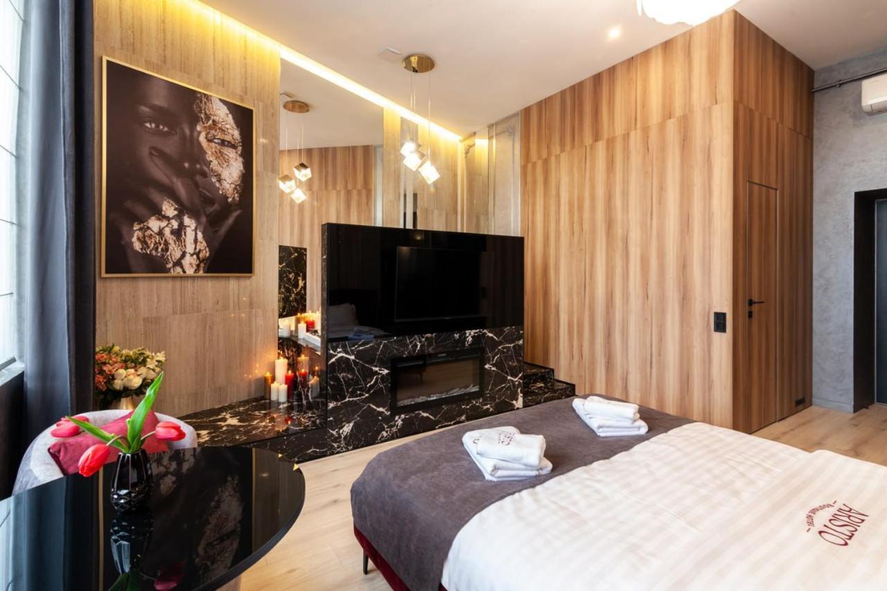 Aristo Jacuzzi Lviv